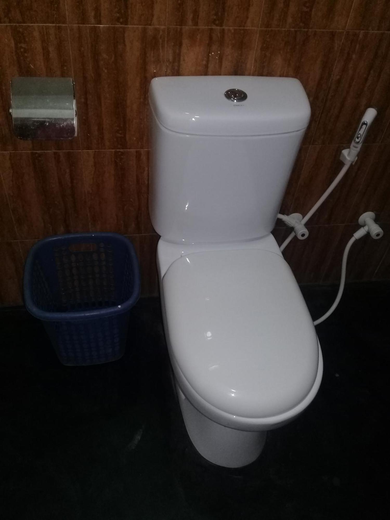 River Side & Swimming Pool Bed & Breakfast Udawalawe Bagian luar foto